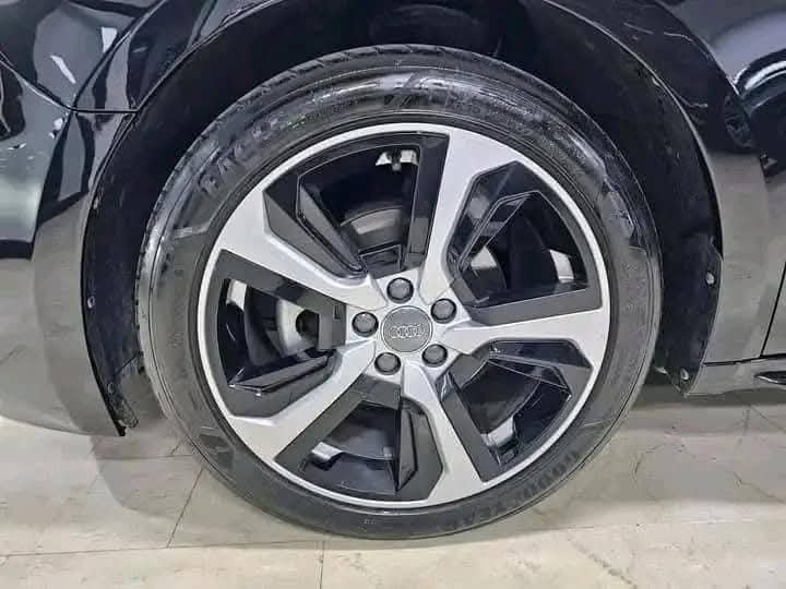 Audi A1 1.5 tfsi S line