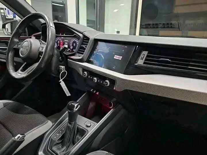 Audi A1 1.5 tfsi S line