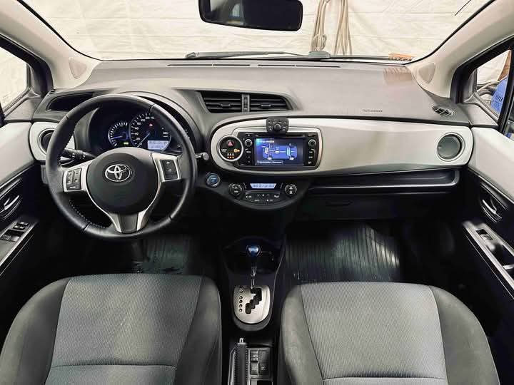 Toyota Yaris Hybride – 75 CH