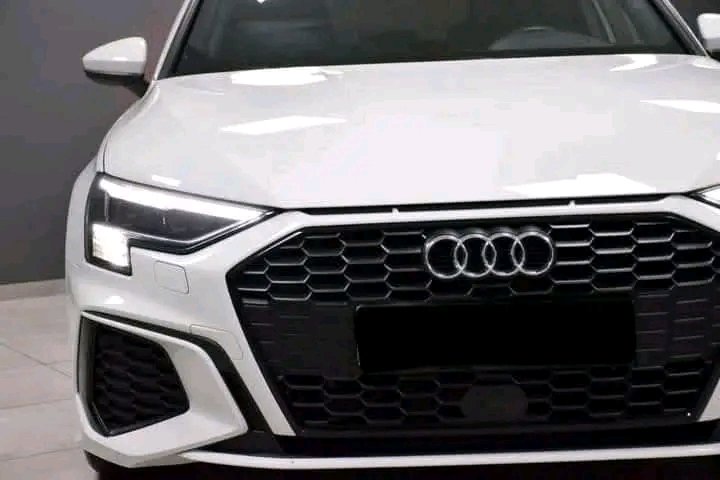 Audi A3 sportback 40 TFSI ES tronic 6 S line COMPETITION FULL OPTION