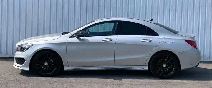 Mercedes-Benz CLA200 *AMG PACKAGE