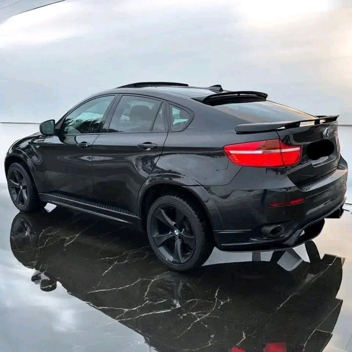 BMW X6 EU Chaîne remplacée, bruit d'échappement Lamborghini