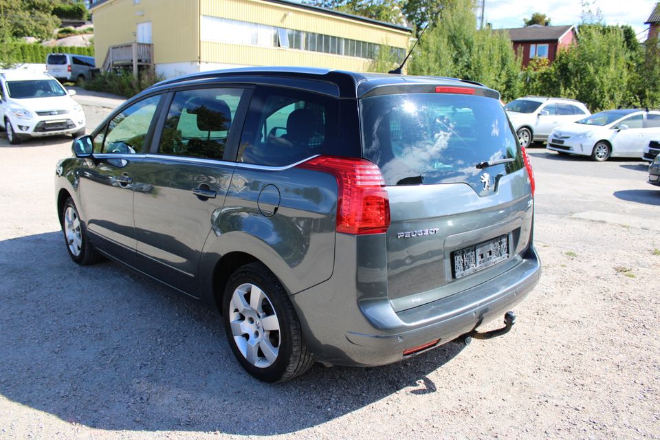 Peugeot 5008 1.6 HDi (114 ch) 7 places | Navigation | CC | Supports latéraux