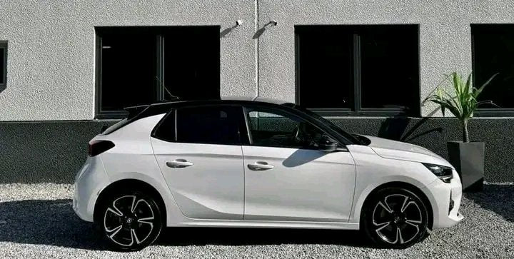 Opel Corsa 1.2i GS Line