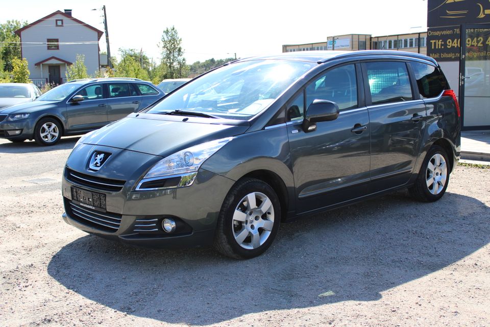 Peugeot 5008 1.6 HDi (114 ch) 7 places | Navigation | CC | Supports latéraux